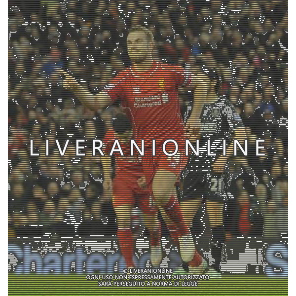 Liverpool\'s Jordan Henderson celebrates scoring his team\'s opening goal Photographer Dave Howarth/CameraSport Football - Barclays Premiership - Liverpool v Burnley - Wednesday 4th March 2015 - Anfield - Liverpool © CameraSport - 43 Linden Ave. Countesthorpe. Leicester. England. LE8 5PG - Tel: +44 (0) 116 277 4147 - admin@camerasport.com - www.camerasport.com /Agenzia Aldo Liverani sas - ITALY ONLY - EDITORIAL USE ONLY