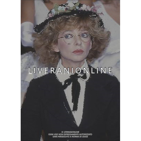 ENRICA BONACCORTI CONDUTTRICE TELEVISIVA NEI PANNI DI MARY POPPINS NEL 1987 - RETROSPETTIVA ©ARCHIVIO AGENZIA ALDO LIVERANI SAS