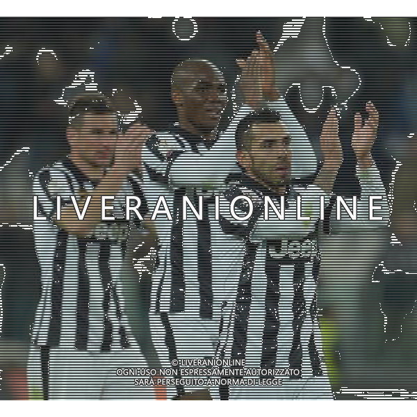 Coppa Italia TIM Cup 2014/2015 Semifinale Andata Torino - 05.03.2015 Juventus-Fiorentina Nella Foto: carlos tevez ogbonna e padoin salutano i tifosi /Ph.Vitez-Ag. Aldo Liverani