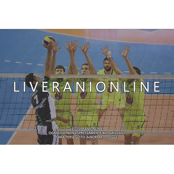 Thibault Rossard / Philippe Tuitoga / Diogenes Zagonel - 05.03.2015 - Toulouse / Tourcoing - 23eme journee de Ligue A Photo : Manuel Blondeau / Icon Sport AG ALDO LIVERANI SAS ONLY ITALY