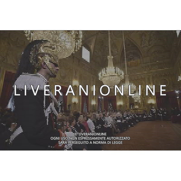 Celebrazioni della \'Giornata Internazionale della Donna\' dedicata quest\'anno al tema \'Donne per la Terra\' al Palazzo del Quirinale a Roma 07 marzo 2015 nella foto Veduta dell\'interno del Palazzo del Quirinale con corazziere ©Corradetti/Agenzia Aldo Liverani sas