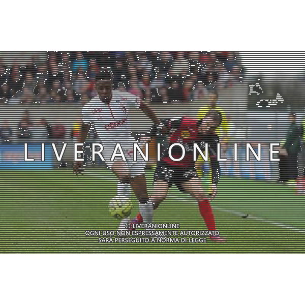 Divock ORIGI / Reynald LEMAITRE - 08.03.2015 - Guingamp / Lille - 28eme journee de Ligue 1 Photo : Vincent Michel / Icon Sport AG ALDO LIVERANI SAS ONLY ITALY