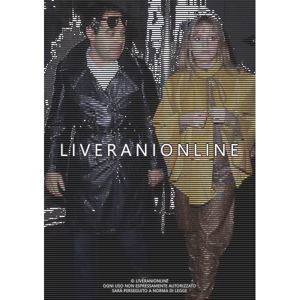 GIANNI BONCOMPAGNI CONDUTTORE, AUTORE E REGISTA TELEVISIVO CON ISABELLA FERRARI - RETROSPETTIVA ©ARCHIVIO AGENZIA ALDO LIVERANI SAS