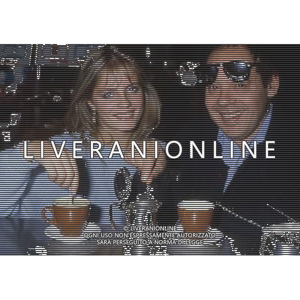 GIANNI BONCOMPAGNI CONDUTTORE, AUTORE E REGISTA TELEVISIVO CON ISABELLA FERRARI - RETROSPETTIVA ©ARCHIVIO AGENZIA ALDO LIVERANI SAS