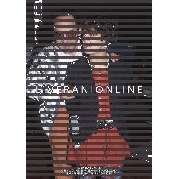 GIANNI BONCOMPAGNI CONDUTTORE, AUTORE E REGISTA TELEVISIVO CON LA FIGLIA BARBARA NEL 1984 - RETROSPETTIVA ©ARCHIVIO AGENZIA ALDO LIVERANI SAS