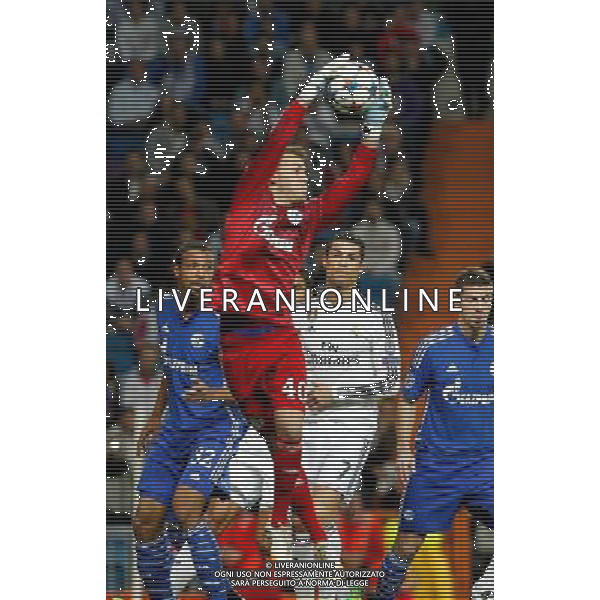 firo : 10.03.2015 Fu§ball, CL, Champions League, Saison 2014/2015, Achtelfinale,RŸckspiel, Real Madrid - FC Schalke 04 3:4 Timon WELLENREUTHER $worldrights,Es gelten unsere AGB, einsehbar auf www.firosportphoto.de, copyright by firo sportphoto: Coesfelder Str. 207 D-48249 DŸlmen www.firosportphoto.de mail@firosportphoto.de (V o l k s b a n k B o c h u m - W i t t e n ) BLZ.: 430 601 29 Kt. Nr.: 341 117 100 Tel:Ê +49-2594-9916004 Fax:Ê+49-2594-9916005 AG ALDO LIVERANI SAS ONLY ITALY
