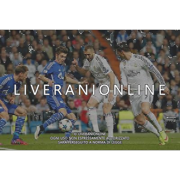 firo : 10.03.2015 Fu§ball, CL, Champions League, Saison 2014/2015, Achtelfinale,RŸckspiel, Real Madrid - FC Schalke 04 3:4 Christian Fuchs, Karim Benzema, Cristiano Ronaldo. $worldrights,Es gelten unsere AGB, einsehbar auf www.firosportphoto.de, copyright by firo sportphoto: Coesfelder Str. 207 D-48249 DŸlmen www.firosportphoto.de mail@firosportphoto.de (V o l k s b a n k B o c h u m - W i t t e n ) BLZ.: 430 601 29 Kt. Nr.: 341 117 100 Tel:Ê +49-2594-9916004 Fax:Ê+49-2594-9916005 AG ALDO LIVERANI SAS ONLY ITALY