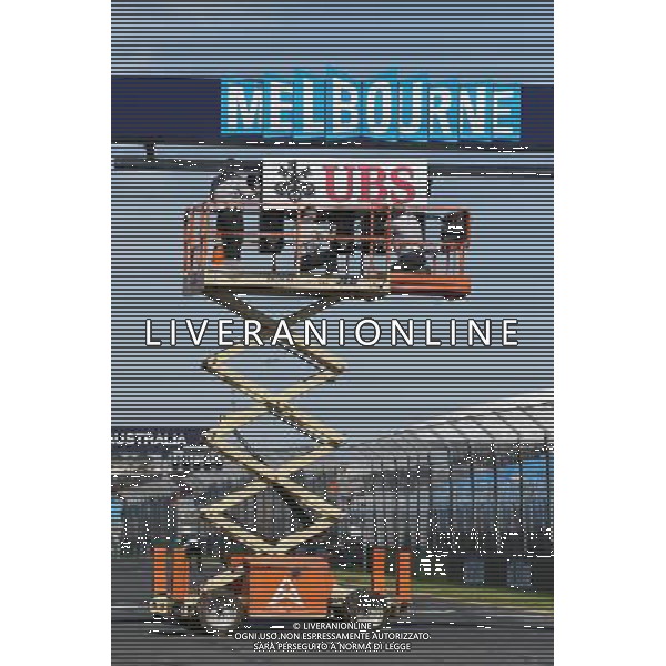 Circuit preparations. 11.03.2015. Formula 1 World Championship, Rd 1, Australian Grand Prix, Albert Park, Melbourne, Australia, Preparation Day. AG ALDO LIVERANI SAS ONLY ITALY