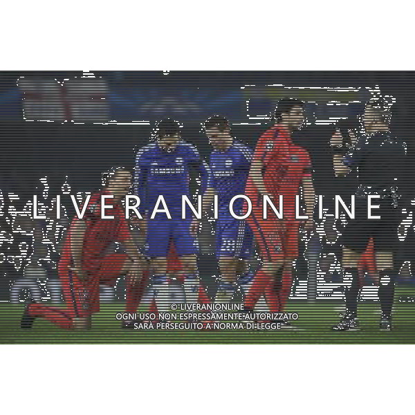 Paris Saint-Germain\'s Javier Pastore pleads to referee Kuipers as Zlatan Ibrahimovic is shown a red card by Photographer Ashley Western/CameraSport Football - UEFA Champions League Round of 16, Second Leg - Chelsea v Paris Saint-Germain - Wednesday 11th March 2015 - Stamford Bridge - London © CameraSport - 43 Linden Ave. Countesthorpe. Leicester. England. LE8 5PG - Tel: +44 (0) 116 277 4147 - admin@camerasport.com - www.camerasport.com AG ALDO LIVERANI SAS ONLY ITALY