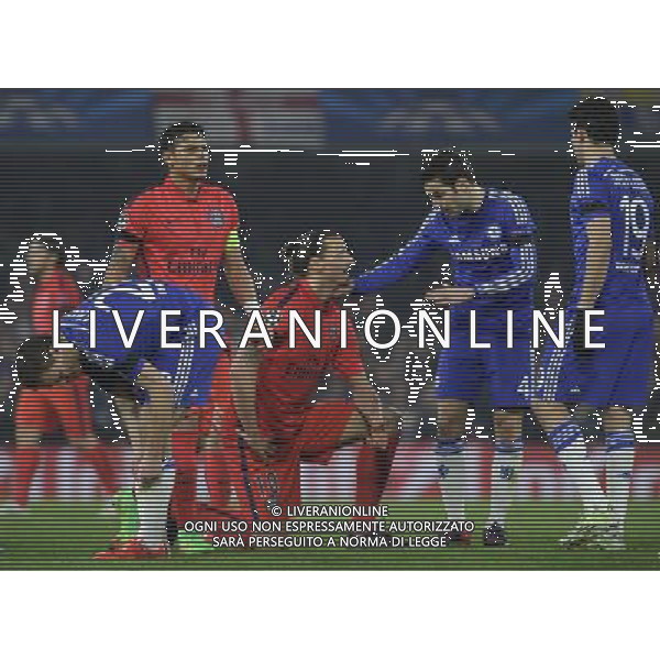 Paris Saint-Germain\'s Zlatan Ibrahimovic is shown a red card by referee Bjorn Kuipers Photographer Ashley Western/CameraSport Football - UEFA Champions League Round of 16, Second Leg - Chelsea v Paris Saint-Germain - Wednesday 11th March 2015 - Stamford Bridge - London © CameraSport - 43 Linden Ave. Countesthorpe. Leicester. England. LE8 5PG - Tel: +44 (0) 116 277 4147 - admin@camerasport.com - www.camerasport.com AG ALDO LIVERANI SAS ONLY ITALY