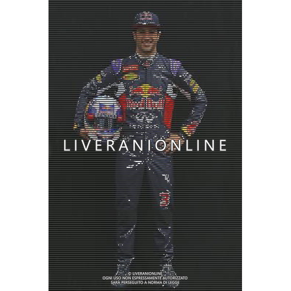 Daniel Ricciardo (AUS) Red Bull Racing. 12.03.2015. Formula 1 World Championship, Rd 1, Australian Grand Prix, Albert Park, Melbourne, Australia, Preparation Day. AG ALDO LIVERANI SAS ONLY ITALY