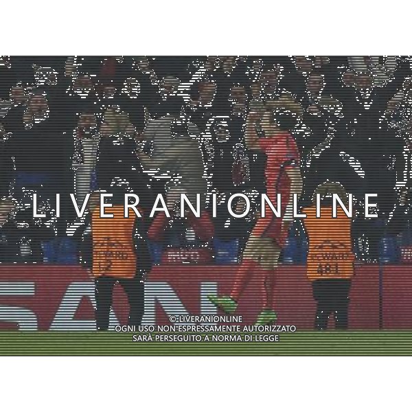 Paris Saint-Germain\'s David Luiz celebrates scoring his sides equalising goal to make the score 1-1 Photographer Ashley Western/CameraSport Football - UEFA Champions League Round of 16, Second Leg - Chelsea v Paris Saint-Germain - Wednesday 11th March 2015 - Stamford Bridge - London © CameraSport - 43 Linden Ave. Countesthorpe. Leicester. England. LE8 5PG - Tel: +44 (0) 116 277 4147 - admin@camerasport.com - www.camerasport.com AG ALDO LIVERANI SAS ONLY ITALY