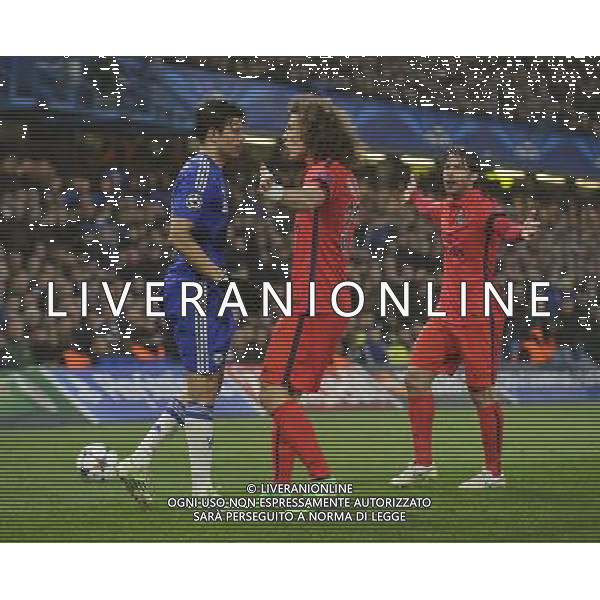 Paris Saint-Germain\'s David Luiz protests to Chelsea\'s Diego Costa after the tackle on Thiago Silva Photographer Ashley Western/CameraSport Football - UEFA Champions League Round of 16, Second Leg - Chelsea v Paris Saint-Germain - Wednesday 11th March 2015 - Stamford Bridge - London © CameraSport - 43 Linden Ave. Countesthorpe. Leicester. England. LE8 5PG - Tel: +44 (0) 116 277 4147 - admin@camerasport.com - www.camerasport.com AG ALDO LIVERANI SAS ONLY ITALY