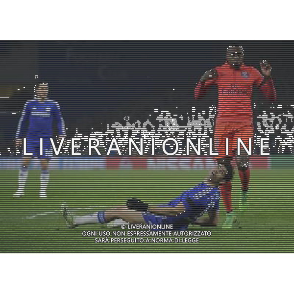 Chelsea\'s Diego Costa attempts an audacious overhead kick Photographer Ashley Western/CameraSport Football - UEFA Champions League Round of 16, Second Leg - Chelsea v Paris Saint-Germain - Wednesday 11th March 2015 - Stamford Bridge - London © CameraSport - 43 Linden Ave. Countesthorpe. Leicester. England. LE8 5PG - Tel: +44 (0) 116 277 4147 - admin@camerasport.com - www.camerasport.com AG ALDO LIVERANI SAS ONLY ITALY