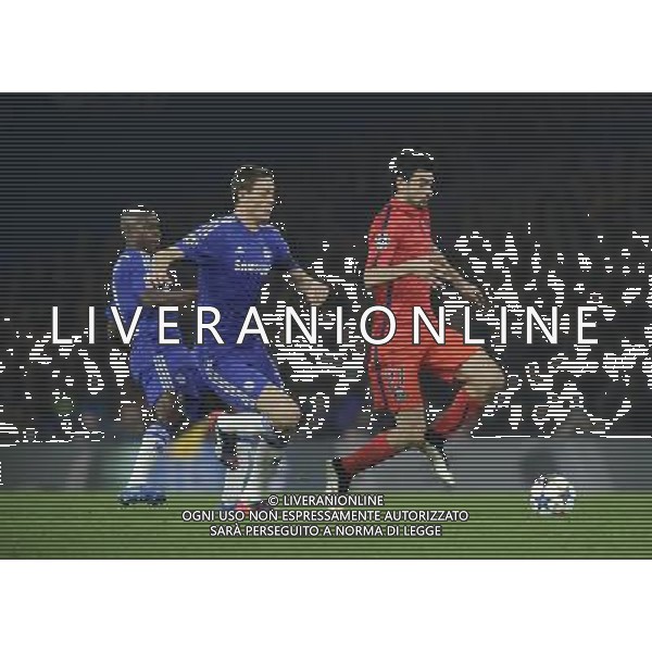 Paris Saint-Germain\'s Javier Pastore battles for possession with Chelsea\'s Nemanja Matic Photographer Ashley Western/CameraSport Football - UEFA Champions League Round of 16, Second Leg - Chelsea v Paris Saint-Germain - Wednesday 11th March 2015 - Stamford Bridge - London © CameraSport - 43 Linden Ave. Countesthorpe. Leicester. England. LE8 5PG - Tel: +44 (0) 116 277 4147 - admin@camerasport.com - www.camerasport.com AG ALDO LIVERANI SAS ONLY ITALY