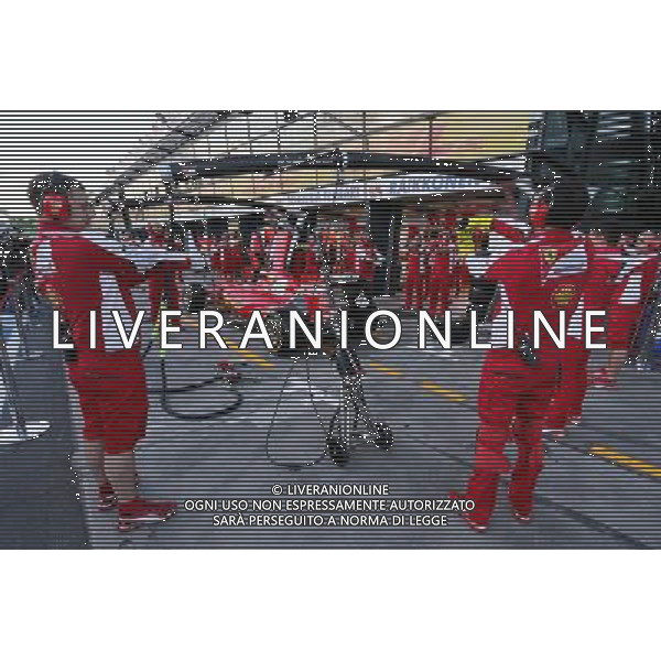 Ferrari practices a pit stop. 12.03.2015. Formula 1 World Championship, Rd 1, Australian Grand Prix, Albert Park, Melbourne, Australia, Preparation Day. AG ALDO LIVERANI SAS ONLY ITALY