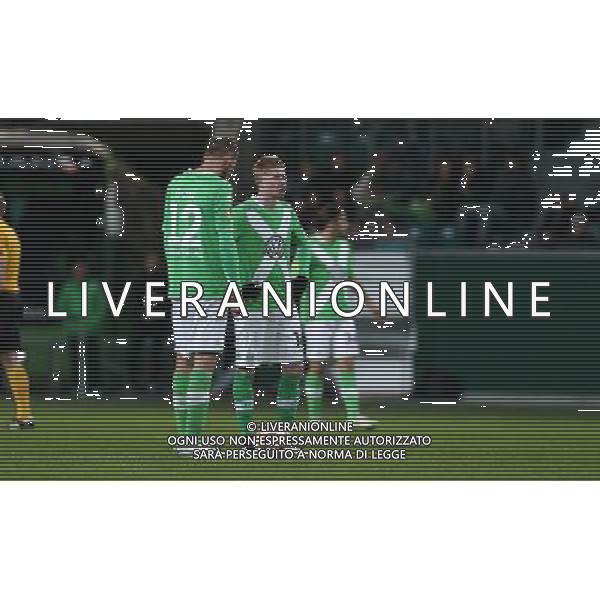 firo Fu§ball,Fussball, 12.03.2015 UEFA Europa-League Saison 2014/2015 Achtelfinale, 1/8-Finale VFL Wolfsburg - Inter Mailand, Football Club Internazionale Milano, WOLFSBURG, enttŠuscht, EnttŠuschung, de Bruyne und BAS DOST $worldrightsEs gelten unsere AGB, einsehbar auf www.firosportphoto.de copyright by firo sportphoto: Coesfelder Str. 207 D- 48249 DŸlmen www.firosportphoto.de mail@firosportphoto.de (V o l k s b a n k B o c h u m - W i t t e n ) BLZ.: 430 601 29 Kt. Nr.: 341 117 100 Tel: +49-2594 - 9916004 Fax: +49-2594 - 9916005 /Agenzia Aldo Liverani Sas - ITALY ONLY - EDITORIAL USE ONLY