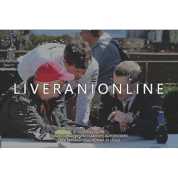 (L to R): Niki Lauda (AUT) Mercedes Non-Executive Chairman with Toto Wolff (GER) Mercedes AMG F1 Shareholder and Executive Director. 13.03.2015. Formula 1 World Championship, Rd 1, Australian Grand Prix, Albert Park, Melbourne, Australia, Practice Day. AG ALDO LIVERANI SAS ONLY ITALY