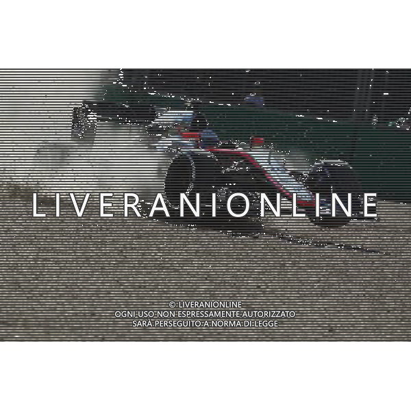 Kevin Magnussen (DEN) McLaren MP4-30 crashes in the first practice session. 13.03.2015. Formula 1 World Championship, Rd 1, Australian Grand Prix, Albert Park, Melbourne, Australia, Practice Day. AG ALDO LIVERANI SAS ONLY ITALY
