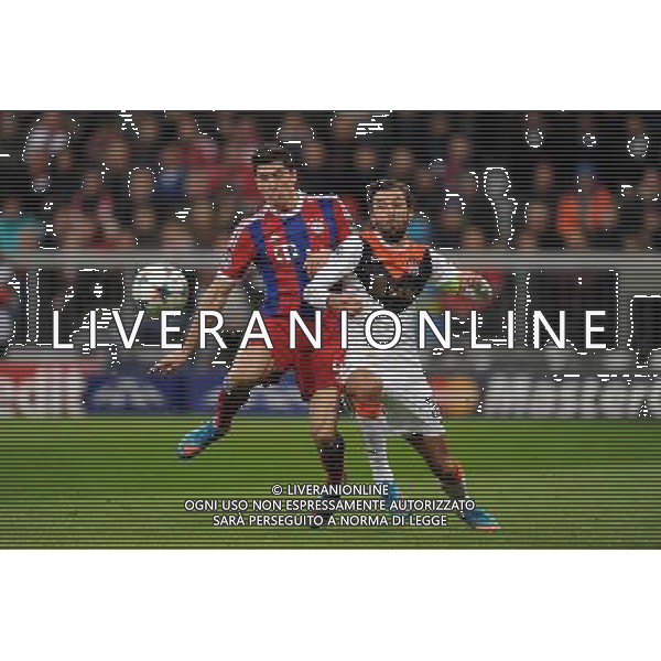 firo Fu§ball,Fussball, 11.03.2015 Uefa Champions League, CL, Saison 2014/2015 Achtelfinale RŸckspiel FC Bayern MŸnchen, Muenchen, FCB, - FC Schachtar Donezk, 7 : 0, Zweikampf, Robert Lewandowski, Bayern, gegen Darijo Srna, Donezk, $worldrightsEs gelten unsere AGB, einsehbar auf www.firosportphoto.de copyright by firo sportphoto: Coesfelder Str.207 48249 DŸlmen www.firosportphoto.de mail@firosportphoto.de (V o l k s b a n k B o c h u m - W i t t e n ) BLZ.: 430 601 29 Kt. Nr.: 341 117 100 Tel:Ê 02594 - 9916004 Fax:Ê02594 - 9916005 AG ALDO LIVERANI SAS ONLY ITALY