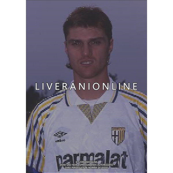 RETROSPETTIVA LUIGI APOLLONI CALCIATORE NELLA FOTO LUIGI APOLLONI CON LA MAGLIA DEL PARMA AG ALDO LIVERANI SAS