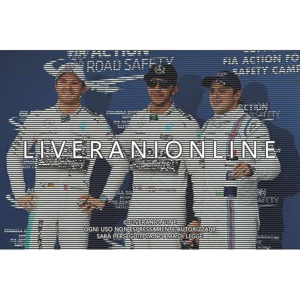 Qualifying top three in parc ferme (L to R): Nico Rosberg (GER) Mercedes AMG F1, second; Lewis Hamilton (GBR) Mercedes AMG F1, pole position; Felipe Massa (BRA) Williams, third. 14.03.2015. Formula 1 World Championship, Rd 1, Australian Grand Prix, Albert Park, Melbourne, Australia, Qualifying Day. AG ALDO LIVERANI SAS ONLY ITALY