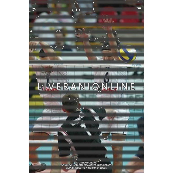 Verona 29/06/2003 World League 2003 Italia - Germania Volley nella foto PAPI SAMUELE E MASTRANGELO LUIGI foto Paola Garbuio/Agenzia Aldo Liverani