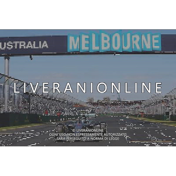 Nico Rosberg (GER) Mercedes AMG F1 W06 on the grid. 15.03.2015. Formula 1 World Championship, Rd 1, Australian Grand Prix, Albert Park, Melbourne, Australia, Race Day. AG ALDO LIVERANI SAS ONLY ITALY