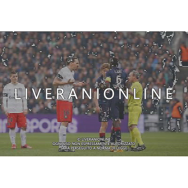 Arbitre Lionel Jaffredo / Zlatan Ibrahimovic - 15.03.2015 - Bordeaux / Paris Saint Germain - 29e journee Ligue 1 Photo : Manuel Blondeau / Icon Sport AG ALDO LIVERANI SAS ONLY ITALY