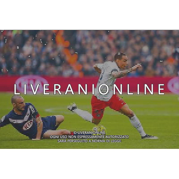 Gregory Van Der Wiel / Diego Contento - 15.03.2015 - Bordeaux / Paris Saint Germain - 29e journee Ligue 1 Photo : Manuel Blondeau / Icon Sport AG ALDO LIVERANI SAS ONLY ITALY