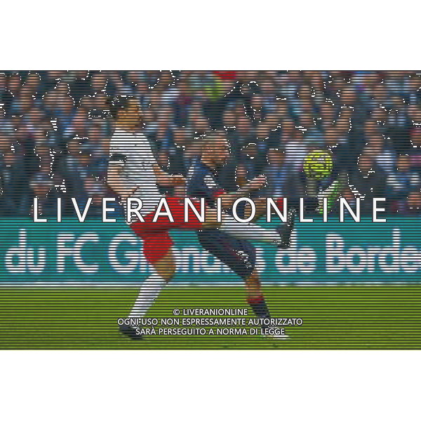 Zlatan Ibrahimovic / Diego Contento - 15.03.2015 - Bordeaux / Paris Saint Germain - 29e journee Ligue 1 Photo : Manuel Blondeau / Icon Sport AG ALDO LIVERANI SAS ONLY ITALY