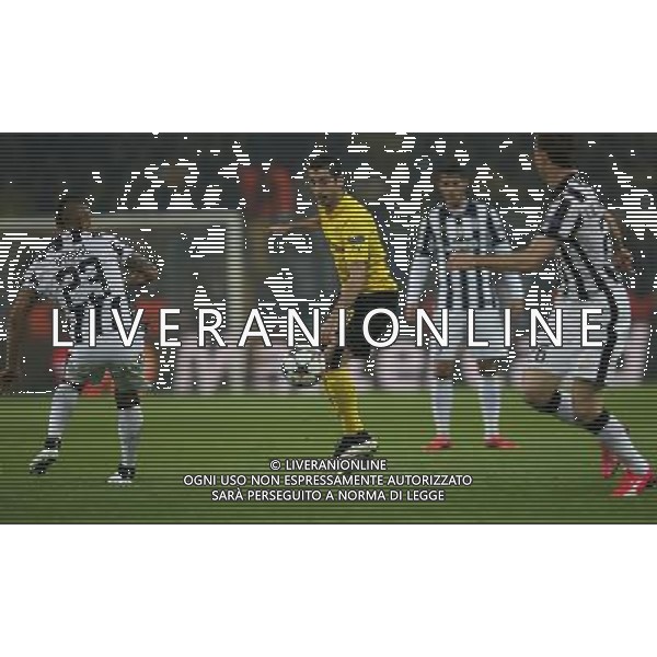 firo Fu§ball,Fussball, 18.03.2015 Uefa Champions League Achtelfinale , Saison 2014/2015 BVB Borussia Dortmund - Juventus Turn Henrikh Mkhitaryan $worldrightsEs gelten unsere AGB, einsehbar auf www.firosportphoto.de copyright by firo sportphoto: /Agenzia Aldo Liverani sas - ITALY ONLY - EDITORIAL USE ONLY