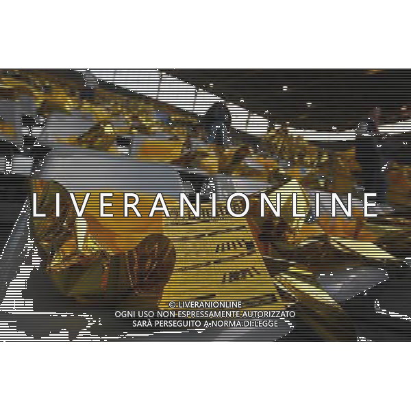 Fu§ball, firo : 18.03.2015 CL, Champions League, Saison 2014/2015, BVB, Borussia Dortmund, Juventus Turin, SŸdtribŸne Suedtribuene, Fans, Schals, Schal, Fahnen, Choreo, Vorbereitungen, Flyer, $worldrightsEs gelten unsere AGB, einsehbar auf www.firosportphoto.de, copyright by firo sportphoto: /Agenzia Aldo Liverani sas - ITALY ONLY - EDITORIAL USE ONLY