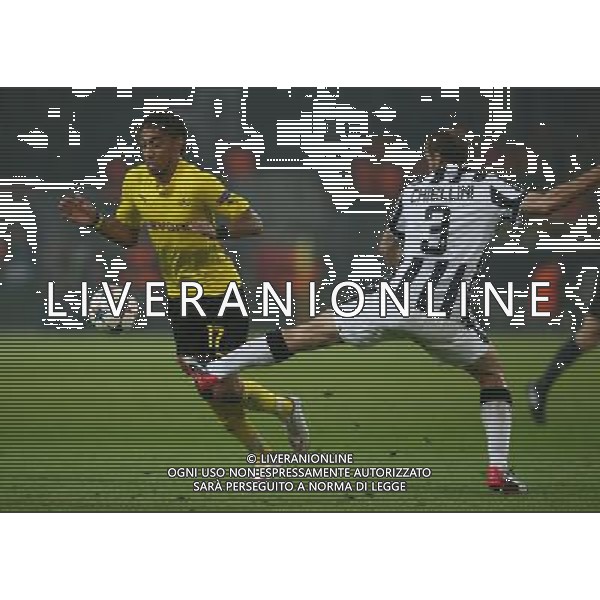firo : 18.03.2015 Fu§ball, CL, Champions League,UEFA, Saison 2014/2015, Achtelfinale,RŸckspiel, BVB, Borussia Dortmund - Juventus Turin AUBAMEYANG gegen CHIELLINI $worldrights,Es gelten unsere AGB, einsehbar auf www.firosportphoto.de, copyright by firo sportphoto: /Agenzia Aldo Liverani sas - ITALY ONLY - EDITORIAL USE ONLY