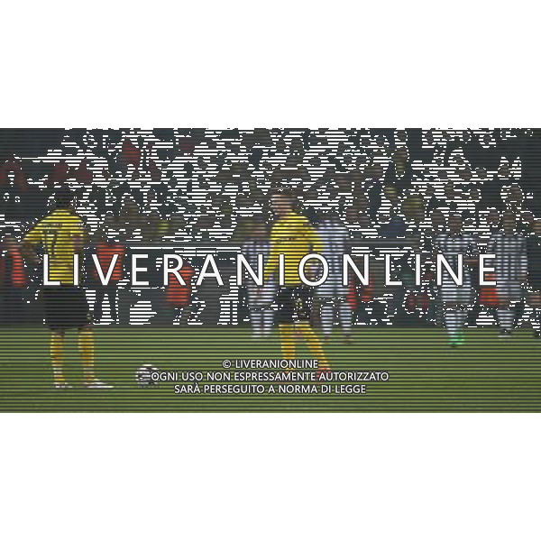 firo : 18.03.2015 Fu§ball, CL, Champions League,UEFA, Saison 2014/2015, Achtelfinale,RŸckspiel, BVB, Borussia Dortmund - Juventus Turin AUBAMEYANG und REUS EnttŠuschung nach 0:1 $worldrights,Es gelten unsere AGB, einsehbar auf www.firosportphoto.de, copyright by firo sportphoto: /Agenzia Aldo Liverani sas - ITALY ONLY - EDITORIAL USE ONLY
