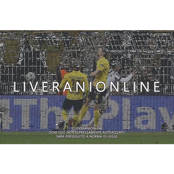 Fu§ball, firo : 18.03.2015 CL, Champions League, Saison 2014/2015, BVB, Borussia Dortmund, Juventus Turin, Gegentor zu 0:2 fŸr Turin, Torjubel, Freude, Jubel, Freude, Morata, Juventus Turin, ganze Figur, Neven SUBOTIC, BVB Borussia Dortmund, Jakub esultanza dopo il gol BLASZCYKOWSKI, BVB Borussia Dortmund, ganze Figur, Gestik, Mimik, $worldrightsEs gelten unsere AGB, einsehbar auf www.firosportphoto.de, copyright by firo sportphoto: /Agenzia Aldo Liverani sas - ITALY ONLY - EDITORIAL USE ONLY