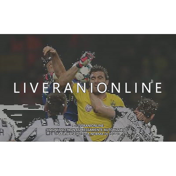 firo : 18.03.2015 Fu§ball, CL, Champions League,UEFA, Saison 2014/2015, Achtelfinale,RŸckspiel, BVB, Borussia Dortmund - Juventus Turin BUFFON gegen SOKRATIS $worldrights,Es gelten unsere AGB, einsehbar auf www.firosportphoto.de, copyright by firo sportphoto: /Agenzia Aldo Liverani sas - ITALY ONLY - EDITORIAL USE ONLY