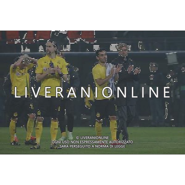 firo : 18.03.2015 Fu§ball, CL, Champions League,UEFA, Saison 2014/2015, Achtelfinale,RŸckspiel, BVB, Borussia Dortmund - Juventus Turin 0:3 Beifall Trainer JŸrgen KLOPP, Abgang EnttŠuschung, SUBOTIC, G†NDOGAN $worldrights,Es gelten unsere AGB, einsehbar auf www.firosportphoto.de, copyright by firo sportphoto: /Agenzia Aldo Liverani sas - ITALY ONLY - EDITORIAL USE ONLY