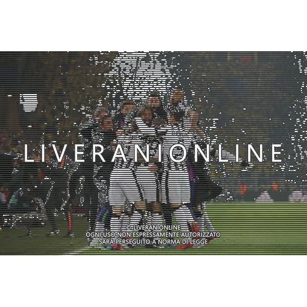 Fu§ball, firo : 18.03.2015 CL, Champions League, Saison 2014/2015, BVB, Borussia Dortmund, Juventus Turin,0:3 Torjubel, Freude, Carlos TŽvez, Juventus Turin, Leonardo Bonucci, Juventus Turin, Stephan Lichtsteiner, Juventus Turin, Andrea Pirlo, Juventus Turin, Morata, Juventus Turin, ganze Figur, esultanza $worldrightsEs gelten unsere AGB, einsehbar auf www.firosportphoto.de, copyright by firo sportphoto: /Agenzia Aldo Liverani sas - ITALY ONLY - EDITORIAL USE ONLY