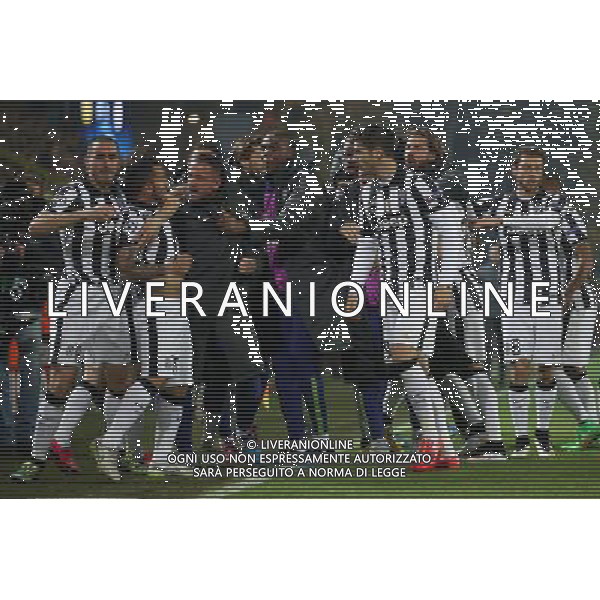 Fu§ball, firo : 18.03.2015 CL, Champions League, Saison 2014/2015, BVB, Borussia Dortmund, Juventus Turin,0:3 Torjubel, Freude, Carlos TŽvez, Juventus Turin, Leonardo Bonucci, Juventus Turin, Stephan Lichtsteiner, Juventus Turin, Andrea Pirlo, Juventus Turin, Morata, Juventus Turin, halbe Figur, esultanza $worldrightsEs gelten unsere AGB, einsehbar auf www.firosportphoto.de, copyright by firo sportphoto: /Agenzia Aldo Liverani sas - ITALY ONLY - EDITORIAL USE ONLY