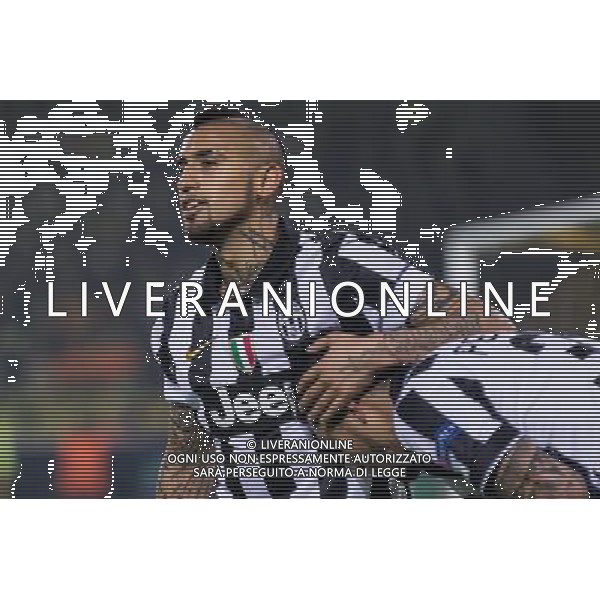 18.03.2015, Dortmund, Signal Iduna Park, Pilka nozna, football, 1/8 Champions League, Liga Mistrzow, BVB - Juve, BVB Borussia Dortmund - Juventus Turyn, Arturo Vidal (Juventus Turyn), `Roberto Maximiliano Pereyra (Juventus Turyn), bramka, radosc, goal, gol , fot. Lukasz Skwiot / Foto Olimpik / Newspix.pl esultanza Newspix.pl /Agenzia Aldo Liverani sas - ITALY ONLY - EDITORIAL USE ONLY *** Local Caption *** www.newspix.pl mail us: info@newspix.pl call us: 0048 022 23 22 222 --- Polish Picture Agency by Ringier Axel Springer Poland