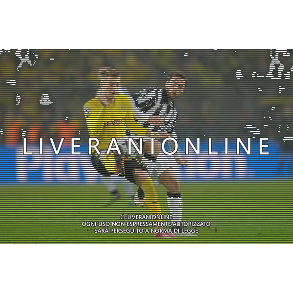 2015.03.18 DORTMUND UEFA CHAMPIONS LEAGUE ROUND OF 8 GAME SEASON 2014/2015 BORUSSIA DORTMUND - JUVENTUS TURYN MARCO REUS, CLAUDIO MARCHISIO 2015.03.18 DORTMUND PILKA NOZNA UEFA LIGA MISTRZOW 1/8 PUCHARU SEZON 2014/2015 BORUSSIA DORTMUND - JUVENTUS TURYN N/Z MARCO REUS, CLAUDIO MARCHISIO FOTO PAWEL ANDRACHIEWICZ / PRESSFOCUS / NEWSPIX.PL --- Newspix.pl /Agenzia Aldo Liverani sas - ITALY ONLY - EDITORIAL USE ONLY *** Local Caption *** www.newspix.pl mail us: info@newspix.pl call us: 0048 022 23 22 222 --- Polish Picture Agency by Ringier Axel Springer Poland
