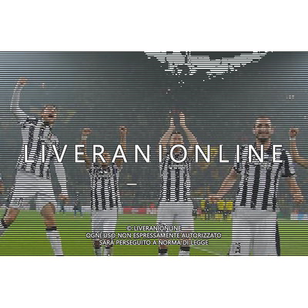2015.03.18 DORTMUND UEFA CHAMPIONS LEAGUE ROUND OF 8 GAME SEASON 2014/2015 BORUSSIA DORTMUND - JUVENTUS TURYN RADOSC PO WYGRANEJ JUVENTUS - esultanza fine gara 2015.03.18 DORTMUND PILKA NOZNA UEFA LIGA MISTRZOW 1/8 PUCHARU SEZON 2014/2015 BORUSSIA DORTMUND - JUVENTUS TURYN N/Z RADOSC PO WYGRANEJ JUVENTUS FOTO PAWEL ANDRACHIEWICZ / PRESSFOCUS / NEWSPIX.PL --- Newspix.pl /Agenzia Aldo Liverani sas - ITALY ONLY - EDITORIAL USE ONLY *** Local Caption *** www.newspix.pl mail us: info@newspix.pl call us: 0048 022 23 22 222 --- Polish Picture Agency by Ringier Axel Springer Poland