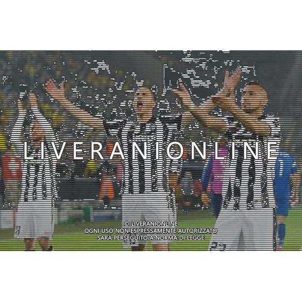 2015.03.18 DORTMUND UEFA CHAMPIONS LEAGUE ROUND OF 8 GAME SEASON 2014/2015 BORUSSIA DORTMUND - JUVENTUS TURYN RADOSC PO WYGRANEJ JUVENTUS - esultanza fine gara 2015.03.18 DORTMUND PILKA NOZNA UEFA LIGA MISTRZOW 1/8 PUCHARU SEZON 2014/2015 BORUSSIA DORTMUND - JUVENTUS TURYN N/Z RADOSC PO WYGRANEJ JUVENTUS FOTO PAWEL ANDRACHIEWICZ / PRESSFOCUS / NEWSPIX.PL --- Newspix.pl /Agenzia Aldo Liverani sas - ITALY ONLY - EDITORIAL USE ONLY *** Local Caption *** www.newspix.pl mail us: info@newspix.pl call us: 0048 022 23 22 222 --- Polish Picture Agency by Ringier Axel Springer Poland