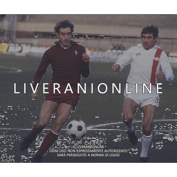 RETROSPETTIVA FRANCESCO GRAZIANI CALCIATORE NELLA FOTO FRANCESCO GRAZIANI CON LA MAGLIA DEL TORINO AG ALDO LIVERANI SAS