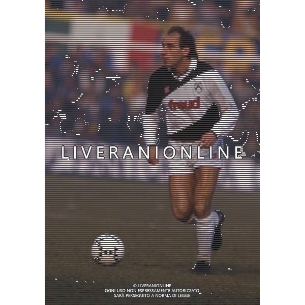 RETROSPETTIVA FRANCESCO GRAZIANI CALCIATORE NELLA FOTO FRANCESCO GRAZIANI CON LA MAGLIA DELL\'UDINESE AG ALDO LIVERANI SAS