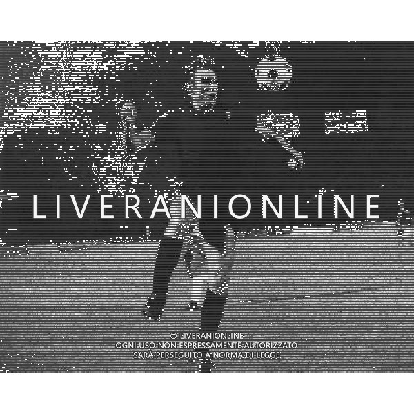 RETROSPETTIVA FRANCESCO GRAZIANI CALCIATORE NELLA FOTO FRANCESCO GRAZIANI CON LA MAGLIA DEL TORINO AG ALDO LIVERANI SAS