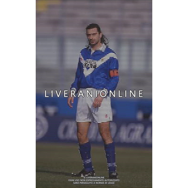 RETROSPETTIVA NERI MAURIZIO CALCIATORE NELLA FOTO NERI MAURIZIO CON LA MAGLIA DEL BRESCIA AG ALDO LIVERANI SAS