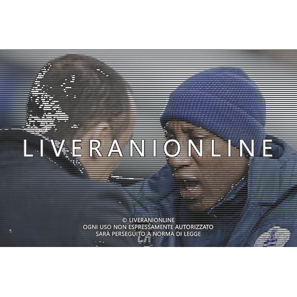 Queens Park Rangers manager Chris Ramsey greets Everton manager Roberto Martinez before kick off Photographer Craig Mercer/CameraSport Football - Barclays Premiership - Queens Park Rangers v Everton - Sunday 22nd March - Loftus Road - London © CameraSport - 43 Linden Ave. Countesthorpe. Leicester. England. LE8 5PG - Tel: +44 (0) 116 277 4147 - admin@camerasport.com - www.camerasport.com AG ALDO LIVERANI SAS ONLY ITALY