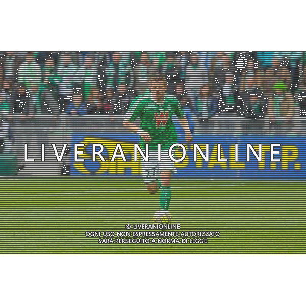 Franck TABANOU - 22.03.2015 - Saint Etienne / Lille - 30eme journee de Ligue 1 Photo : Jean Paul Thomas / Icon Sport AG ALDO LIVERANI SAS ONLY ITALY
